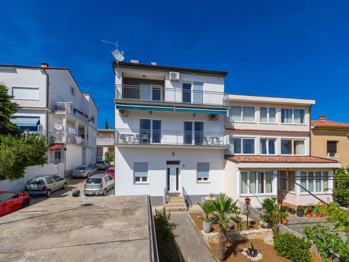 Apartment Mladen Crikvenica Exterior foto
