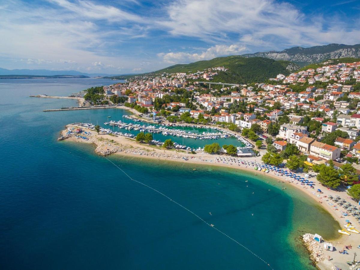 Apartment Mladen Crikvenica Exterior foto