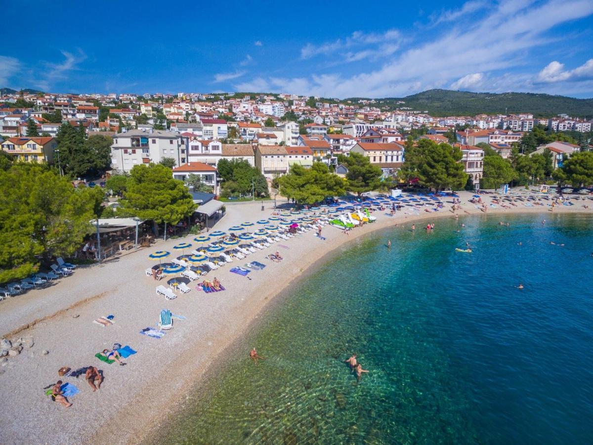 Apartment Mladen Crikvenica Exterior foto